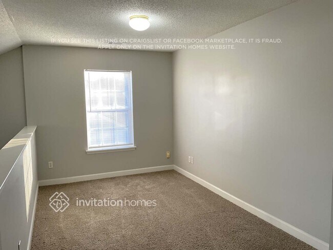 Building Photo - 4840 Aldersbrook Dr