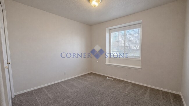 Building Photo - Bright, Open Home in Meridian!