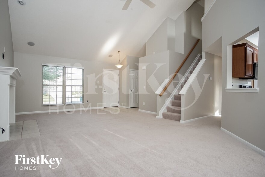 Building Photo - 7398 Haverhill Ln