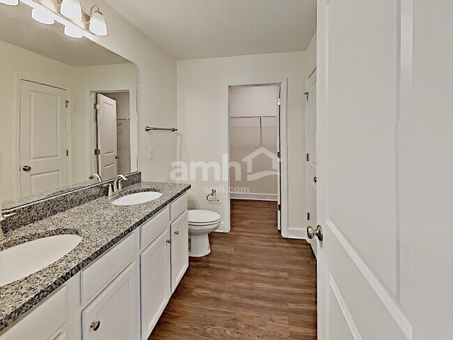 Building Photo - 8601 Highfield Ave