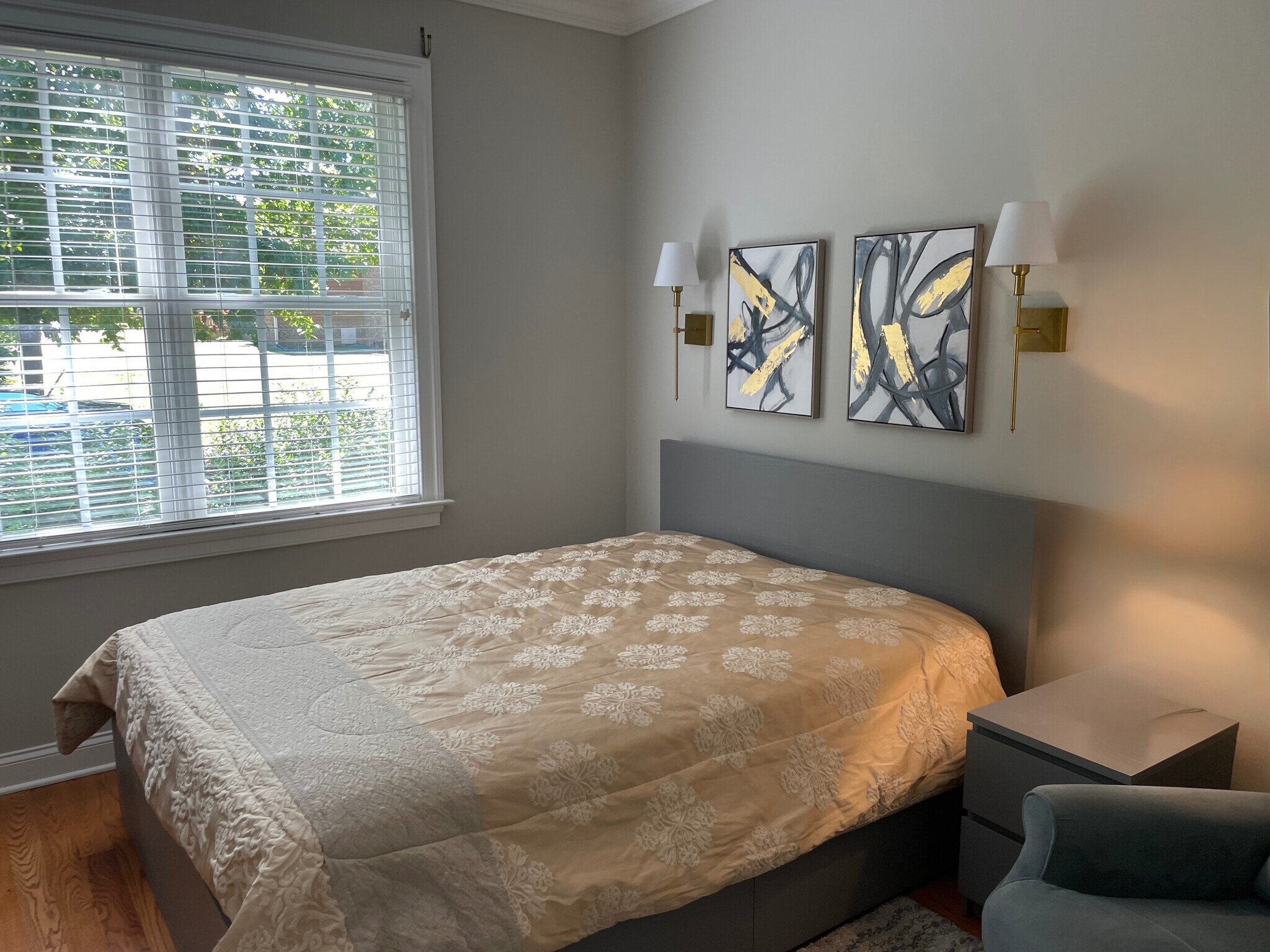 Building Photo - Room in House on Ray Rd