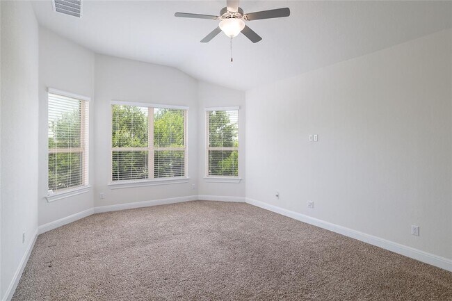 Building Photo - 2421 Blended Tree Ranch