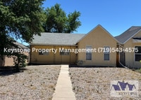 Building Photo - Near Parkview Hospital 3 Bed, 1 Bath Home W/D, Dishwasher Included $1600/$1600