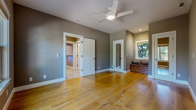 Building Photo - Serene 1 bedroom 1 bath Calistoga Home adjacent to Napa river!