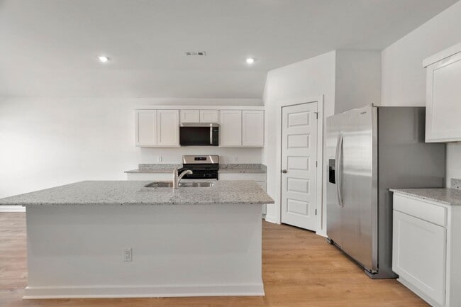 Building Photo - Brand-New 4 Bedroom Home in Prairie Grove!...