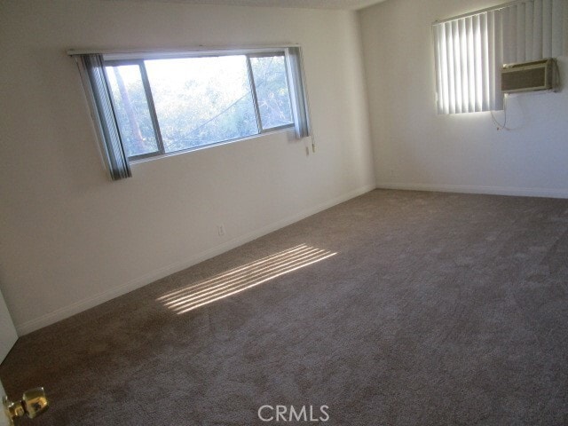 Building Photo - 890 W El Repetto Dr