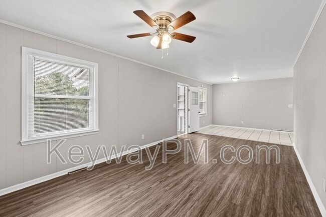 Building Photo - 1823 Pisgah Rd