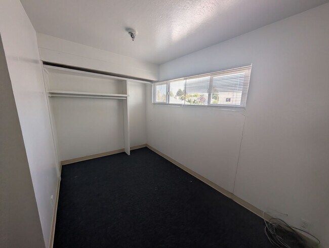 Building Photo - 1213 San Pablo Ave
