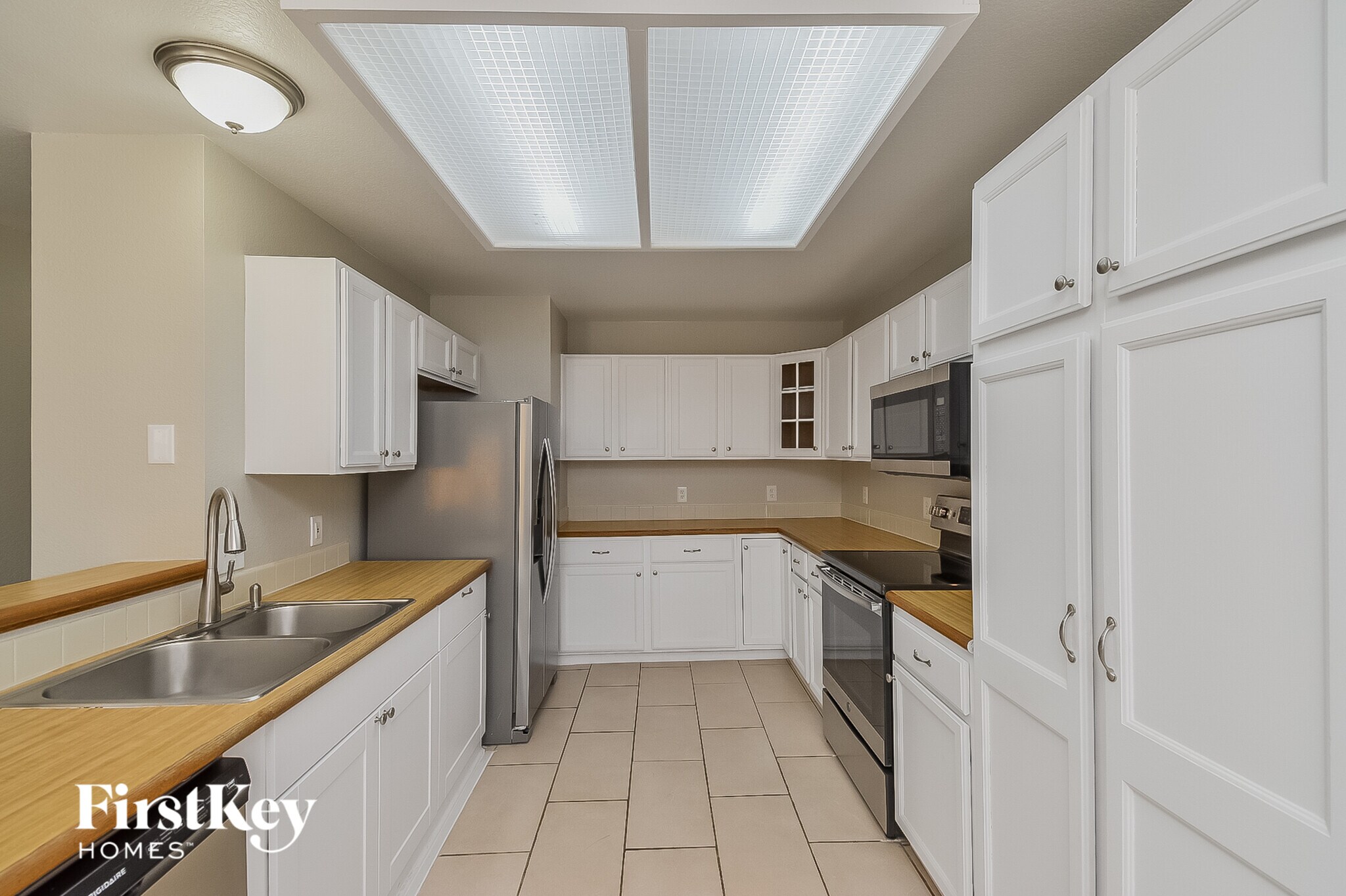 Building Photo - 5960 Faxon Ct