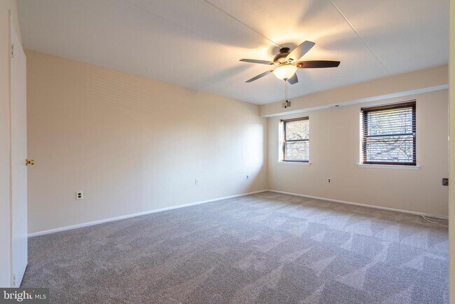 Building Photo - 501 N Bethlehem Pike