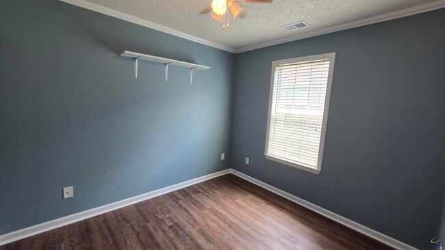 Building Photo - 126 Rolling Woods Cir
