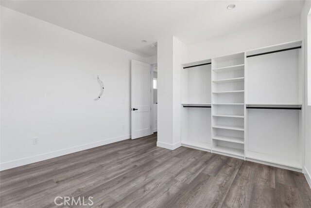 Building Photo - 1325 W Ash Ave