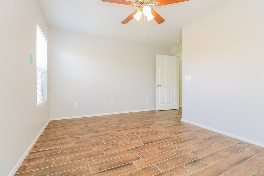 Building Photo - 22614 W Papago St