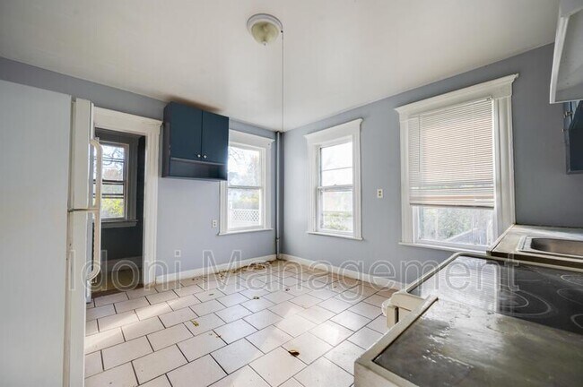 Building Photo - 76-78 Washington Terrace