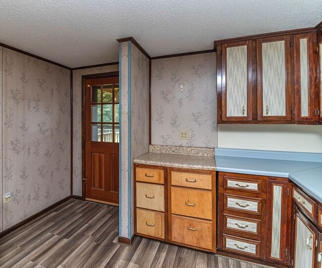 Building Photo - 3 Bedroom 2 Bath Doublewide in Dudley!