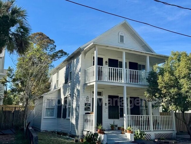 Building Photo - 32 Sanford St