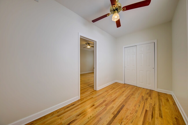 Building Photo - 2428 W Carmen Ave