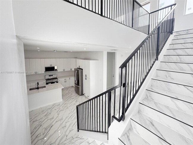 Building Photo - 149 Southeast Cor. Arno