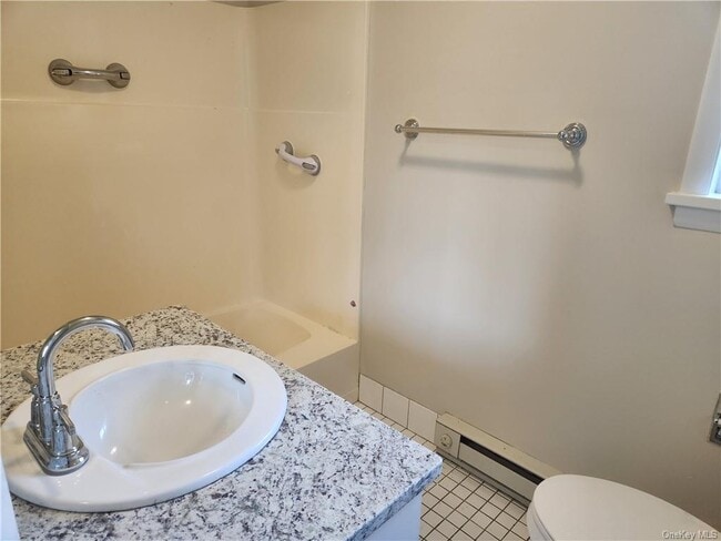 Building Photo - 2 Elmhurst Ave