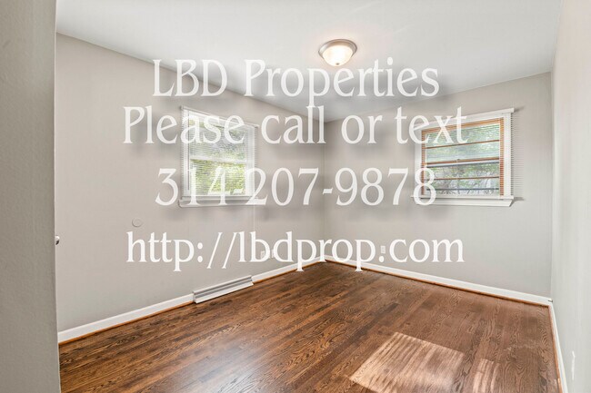 Building Photo - 490 St Marie St