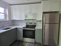 Building Photo - 685 Prospect Ave