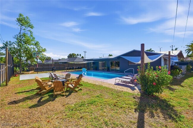 Building Photo - 4044 Country Club Blvd