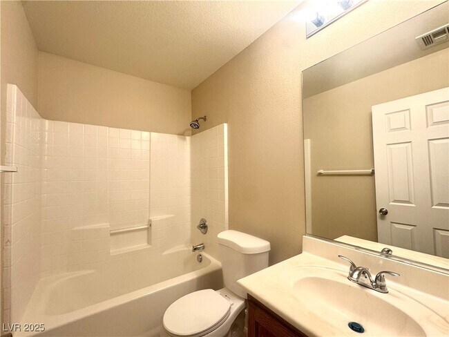 Building Photo - 8174 Amphora St