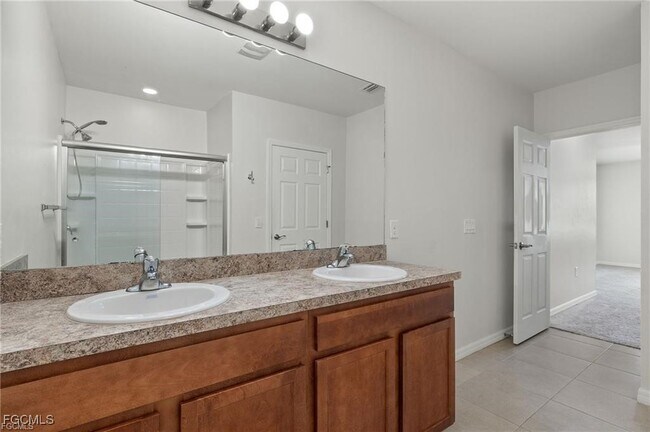 Building Photo - 3495 Acapulco Cir