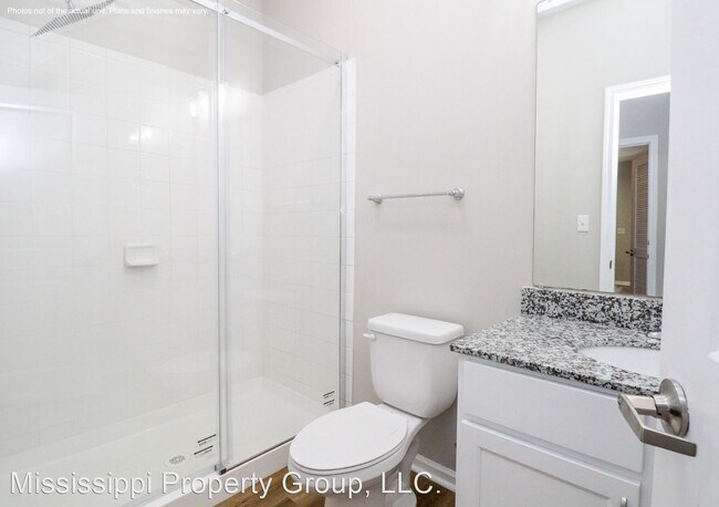 Building Photo - 3 br, 3 bath House - 234 Town Center Drive