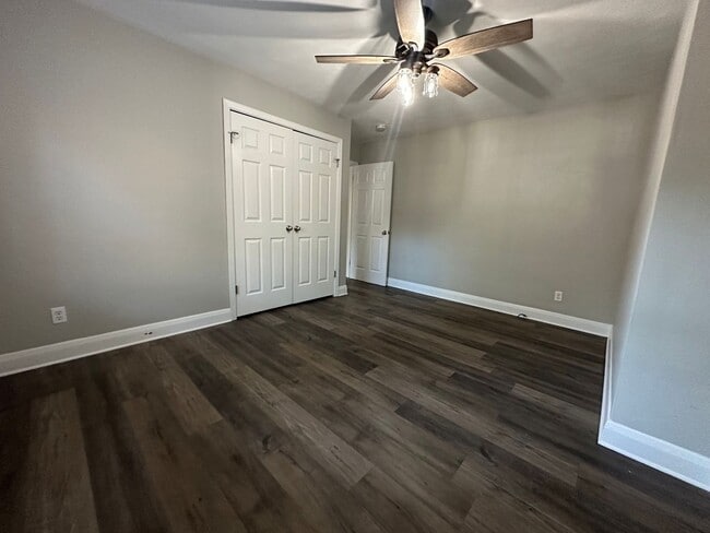 Building Photo - Call Amanda Tate at (757)289-6810 for more information