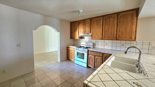 Building Photo - PLACE - XAV8709