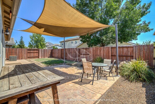 Building Photo - 1362 Paddington Way