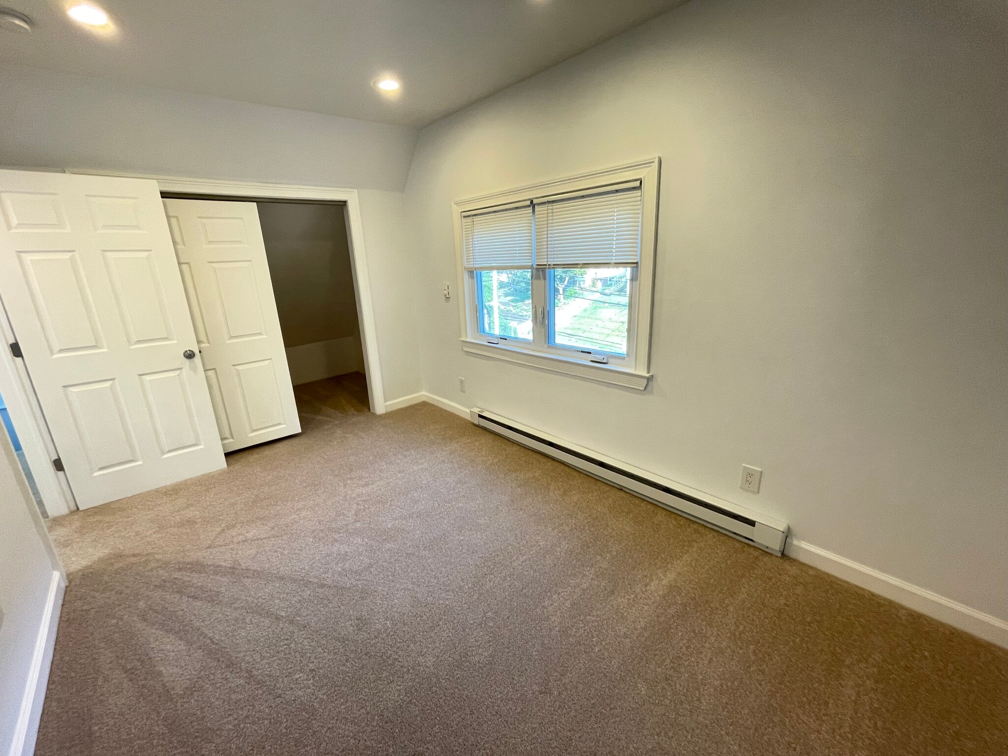 Bedroom 4 - 85 Western Ave