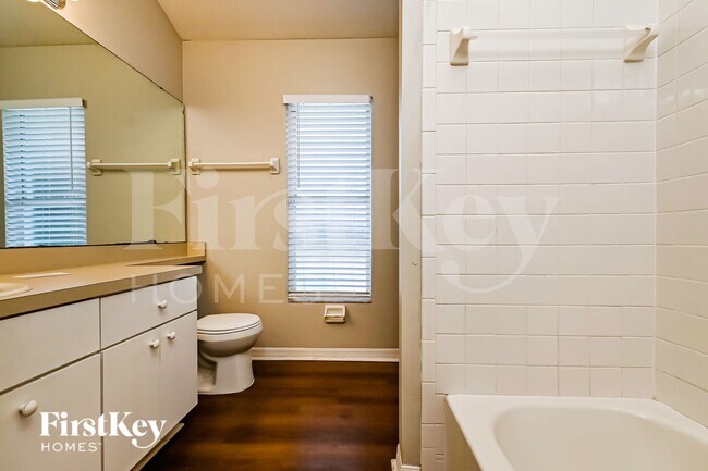 Building Photo - 4413 Winding River Dr