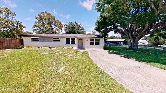 Primary Photo - 399 Toccoa Rd