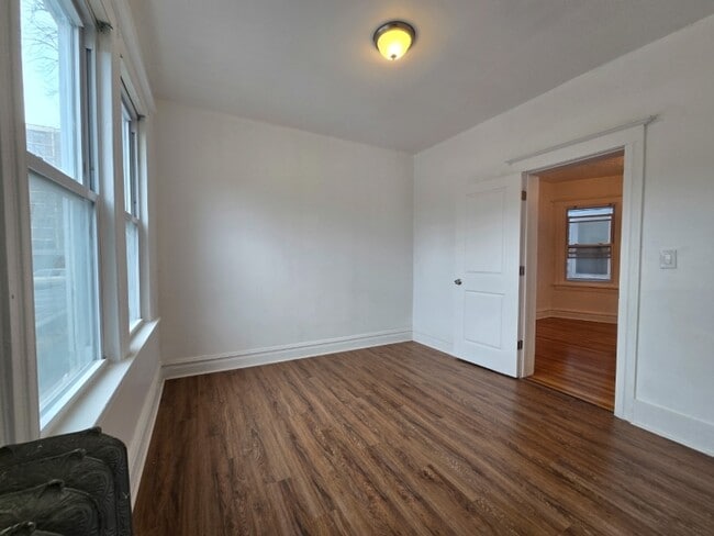 Building Photo - 10 Washington Terrace
