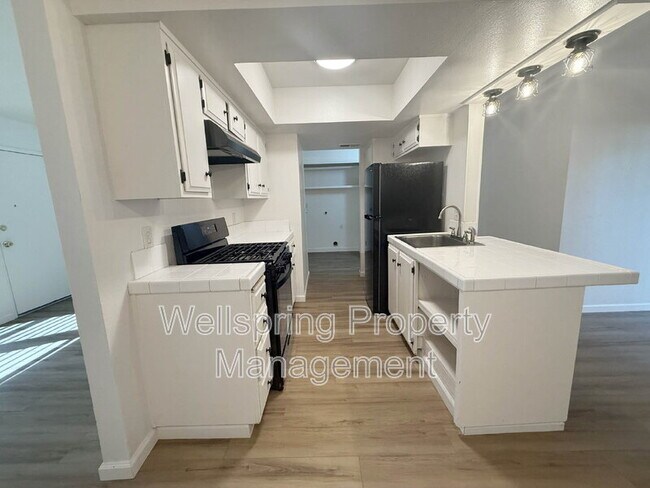 Building Photo - 3251 Mill Springs Dr