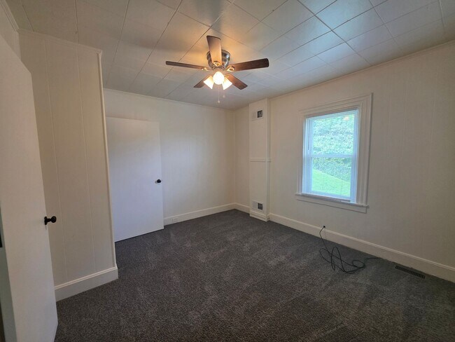 Building Photo - 1341 Herrod St