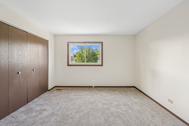 Building Photo - 366 Manning Dr