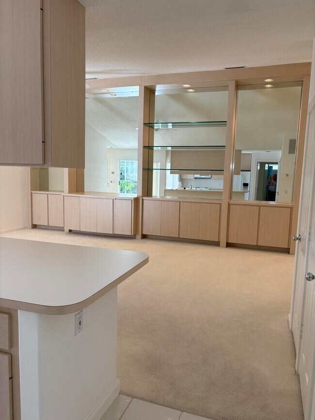 Building Photo - 10303 Chapman Oak Ct