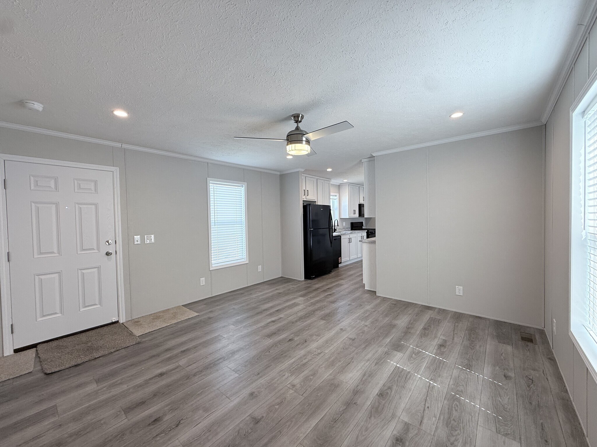 Building Photo - 52780 S Zacharias Ct