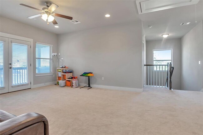 Building Photo - 9302 McKnight Loop
