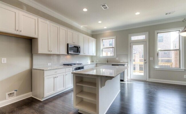 Building Photo - 2286 Mclean Chase