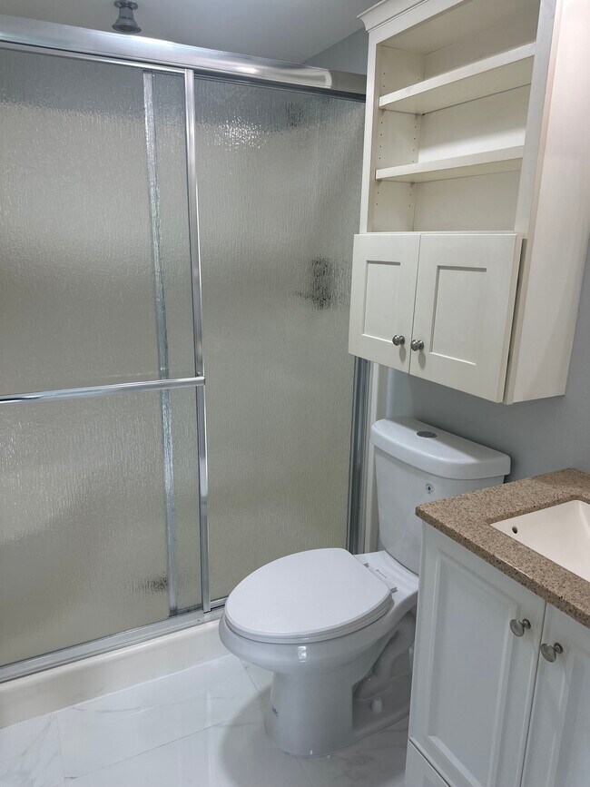 Building Photo - 4275 27th Ct SW