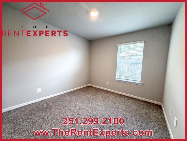 Building Photo - 2606 Windmere Dr E