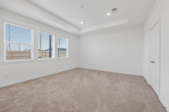 Building Photo - 9730 Westminster Mnr Dr