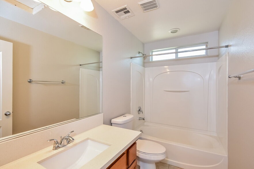 Building Photo - 8257 Begonia Blush Dr