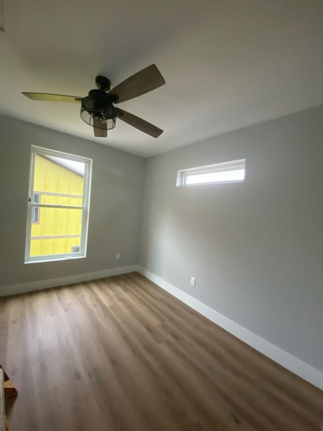 Building Photo - Rental- Swannanoa