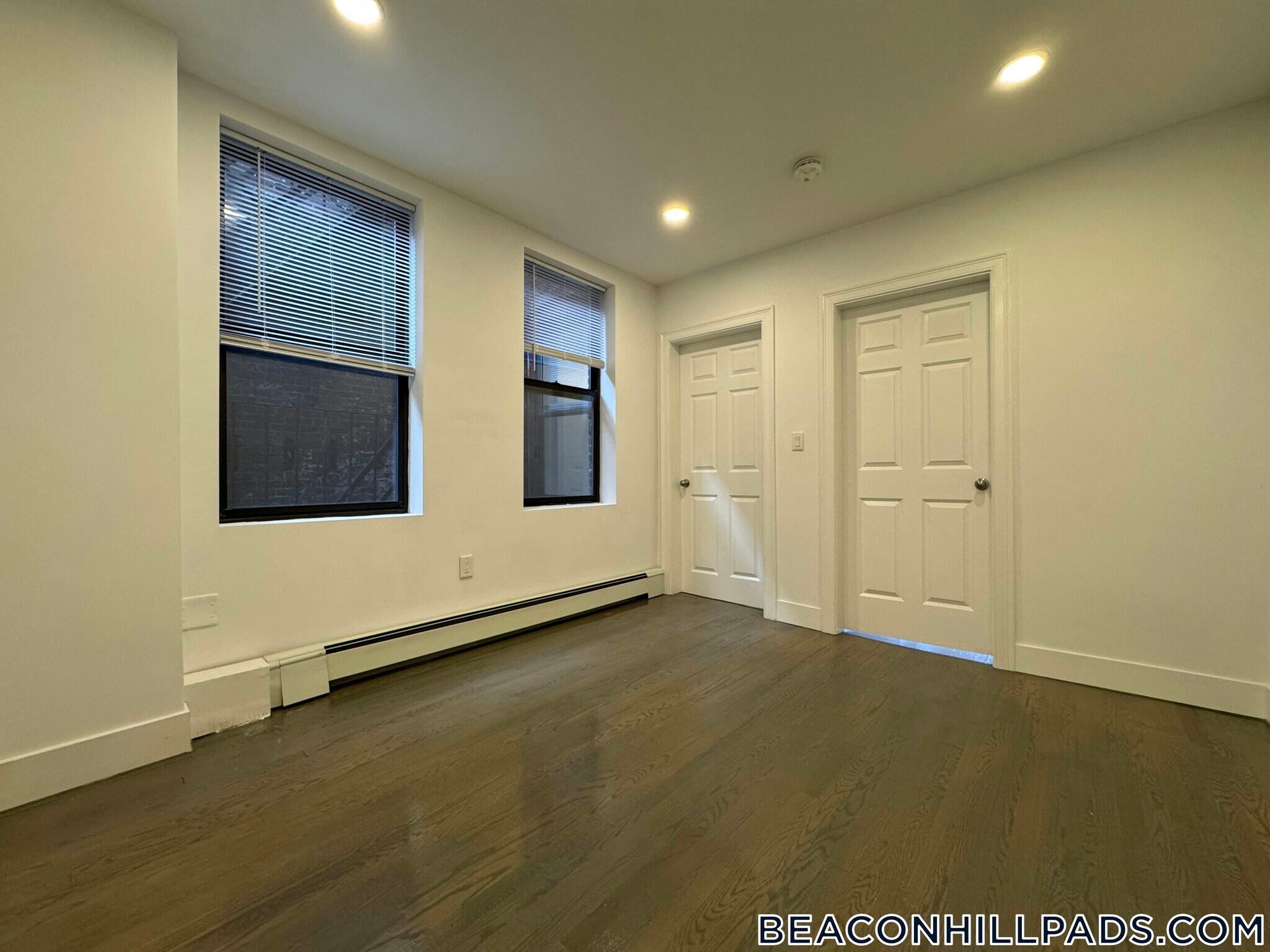 Building Photo - 44 Joy St