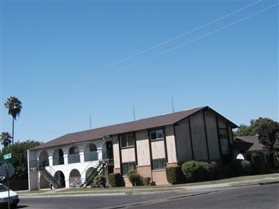 Building Photo - Villa Cara